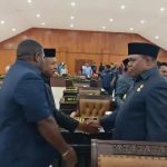 29-08-2026 rapat paripurna di manokwari-01-upload