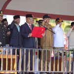 Di Tengah Perayaan HUT ke-81 RI, Pemerintah Percepat Penanganan Gempa NTT Upacara HUT ke-81 di Manggarai-01