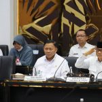 Mendes Yandri Dorong Kepastian Lahan bagi Desa di Kawasan Hutan mendes rapat di baleg dpr-01-upload